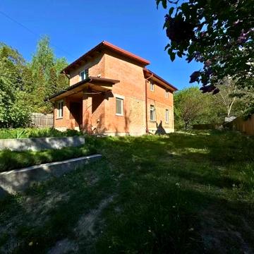 Саперне Поле вул., 33