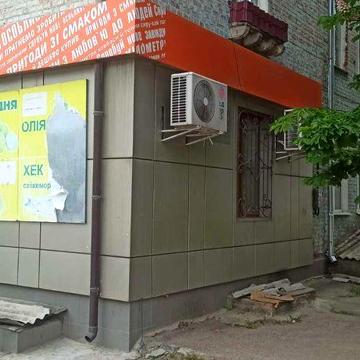 Центр 1-поверх Житомирська, продам квартиру