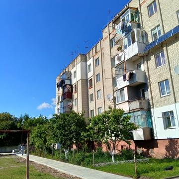 Геофізиків вул., 17