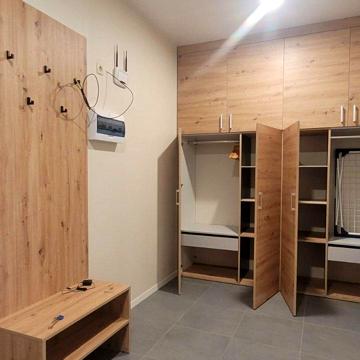 Ревуцького вул., 40-Б
