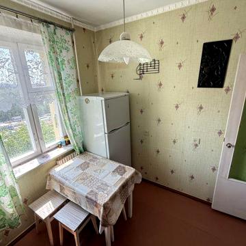 Продам 2 кімнатну квартиру