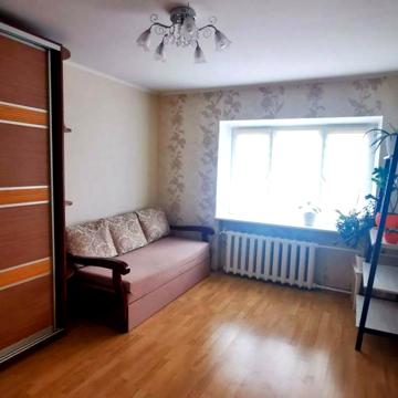 Докучаєвська вул., 5
