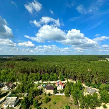 Університетська вул., 1г