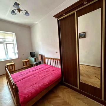 Городоцька вул., 10