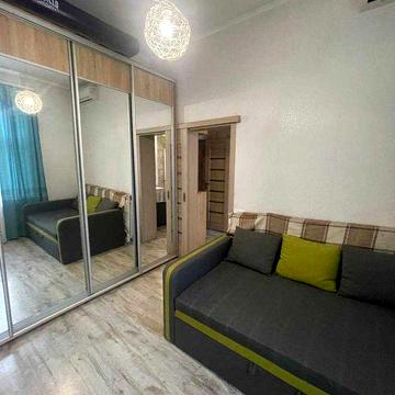 Продам 1 кімнатну кв-ру на 7-й Пересипській !