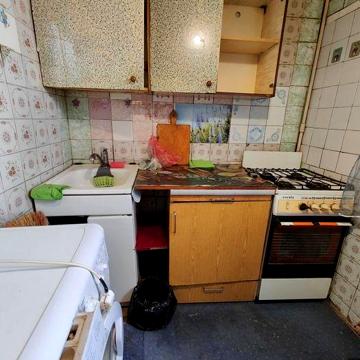 Сдам 2 комнатная квартира Залютино. Оплата 4000 грн.