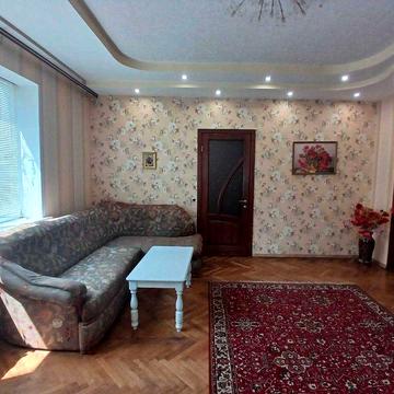 Тарасівка продаж будинку 124м.кв. 20 соток + СТО вул Київська фасад