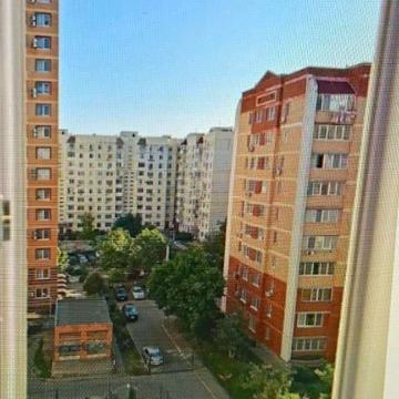 Владислава Бувалкіна вул. (Бочарова Генерала), 75