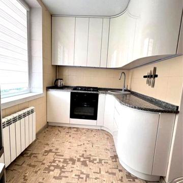 Продам 3 к квартиру , улица Академика Барабошова