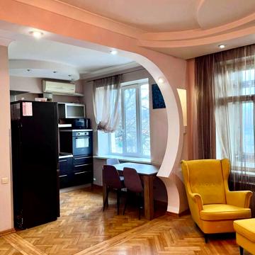 Вишгородська вул., 56/2