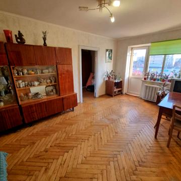 Берестейський просп. (Перемоги), 108/1