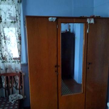 Продається будинок із земельною ділянкою