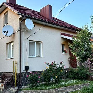 Будинок село Липини
