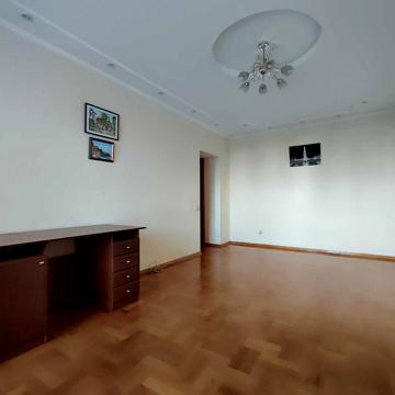 Продаж 3к кв 100м. Севастопольська площа. Без комісії.