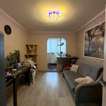Продажа Квартиры Урловская 36