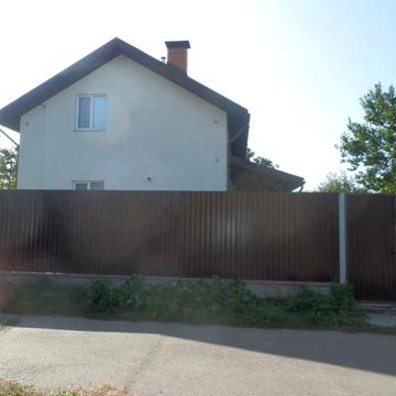 Продам затишний будинок 10км від метро Бориспільська