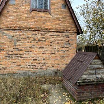 Будинок і ділянка 12 соток