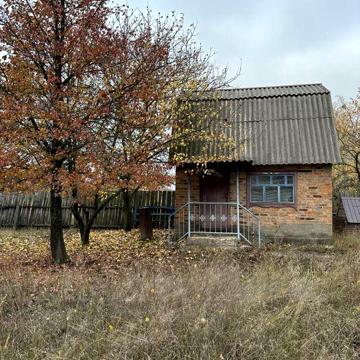 Будинок і ділянка 12 соток