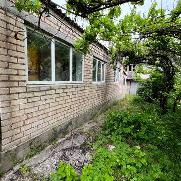Рубіжна вул., 5