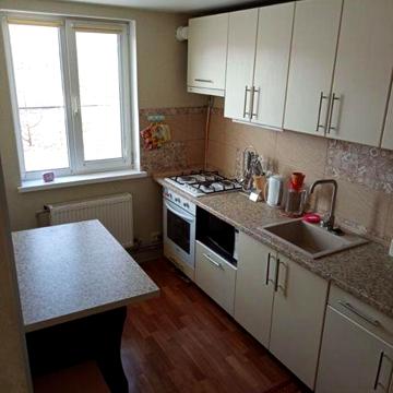Власник! Продам 1/2 будинку з гостьовим будинком з власним подвірʼям