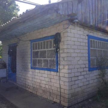 Продам будинок в селі.
