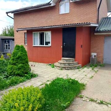Продам будинок з мансардою