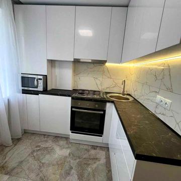 Сдам 1 к. квартиру у входа в «метро 23 Августа» РЕМОНТ МЕБЕЛЬ ТЕХНИКА