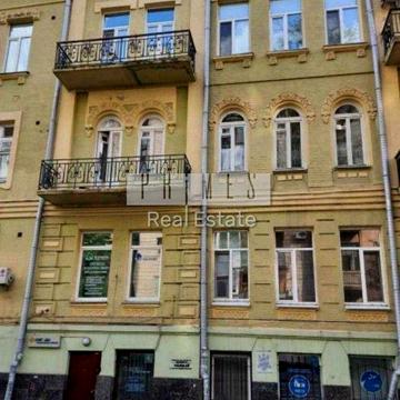 Продаж 2к квартири, вул. Мала Житомирська, 7, Центр