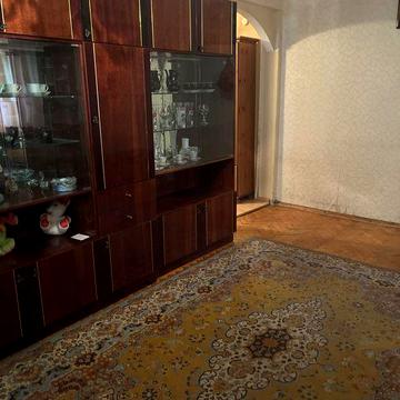 Продаж 3к.кв.,вулиця Любомира Гузара