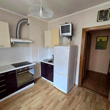 Продам 1-кімн. квартиру, Дарницький район, Позняки. PT