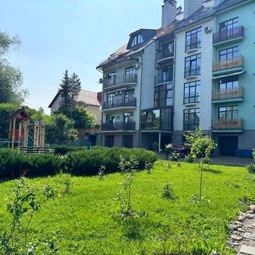 Дворівнева квартира в будинку клубного типу