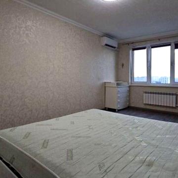 Здається 1-кімнатна квартира на Лісовому масиві, вул. Мілютенка, 42.