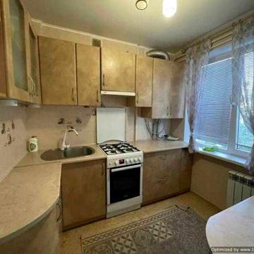 Продаю 4 комнатную квартиру на Космонавтов ( Рассвет)и1