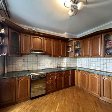 Продаж 3к Квартира Миру вулиця
