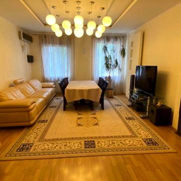 Продам 3к В самом Центре Михахаила Грушевского Королнка Старокозацька