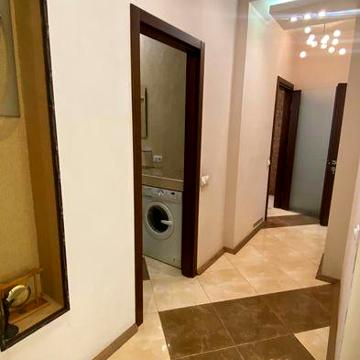 Продам 3к В самом Центре Михахаила Грушевского Королнка Старокозацька