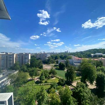 Продаж 1-к квартири 33,6 кв.м. по вул. Попова 5