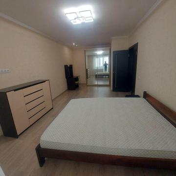 Сдам 1ком ЖК Вернисаж/ Костанди 203/ Королева