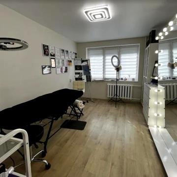 Замостянська вул. (50-річчя Перемоги), 8