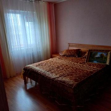 Сдам в длительную аренду 3-комнатную квартиру в центре