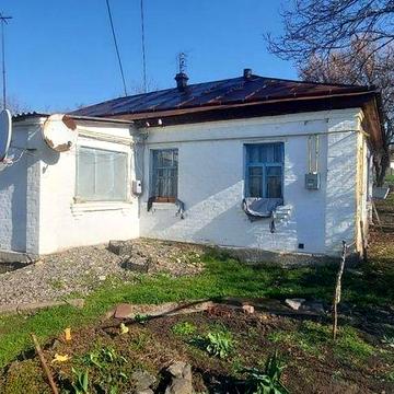 Продається одноповерховий житловий будинок