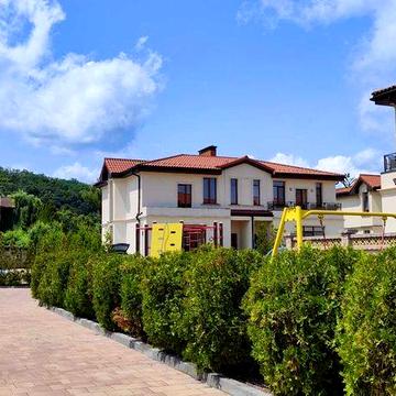 КМ Фонтан. Заселений. 15 хв до Метро Видубичі. Новообухівська траса.