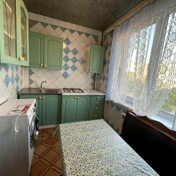 Гвардійців-Широнінців вул., 73