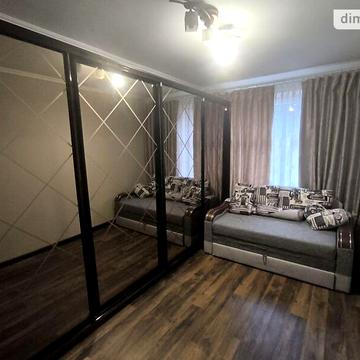 Продаж 3к Квартира Чехова Антона вулиця