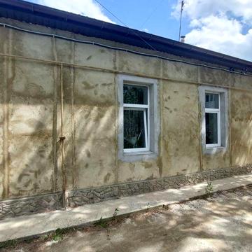 Продам частину будинку. Вул.Вірменська,80.