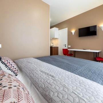 MYFREEDOM апартаменты в ЖК Нивки Парк