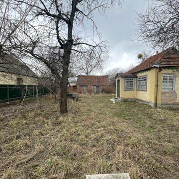 Будинок з ділянкою 10 соток в Розсошенцях