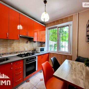 Продаж 3к Квартира Андрія Первозванного вулиця