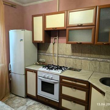 2-кімнатна панелька Головна р-н  ЖК Атлант
