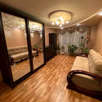 Продаж 3х кімн.кв.АОгаз., цегла.,покращ.планув.,вул.Магнитогорська 285